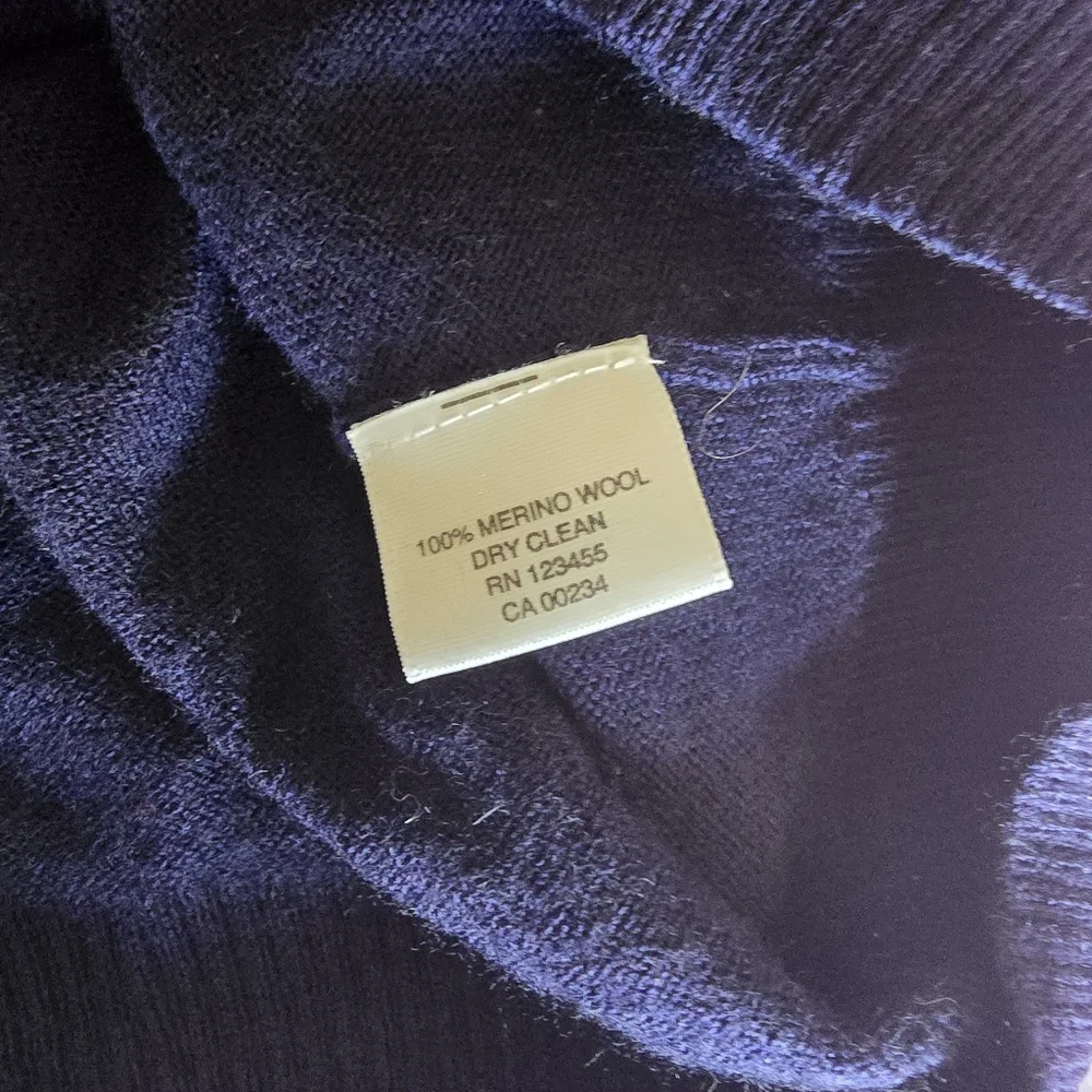 Lord & Taylor Sweater Sz Pm - Picture 6 of 6